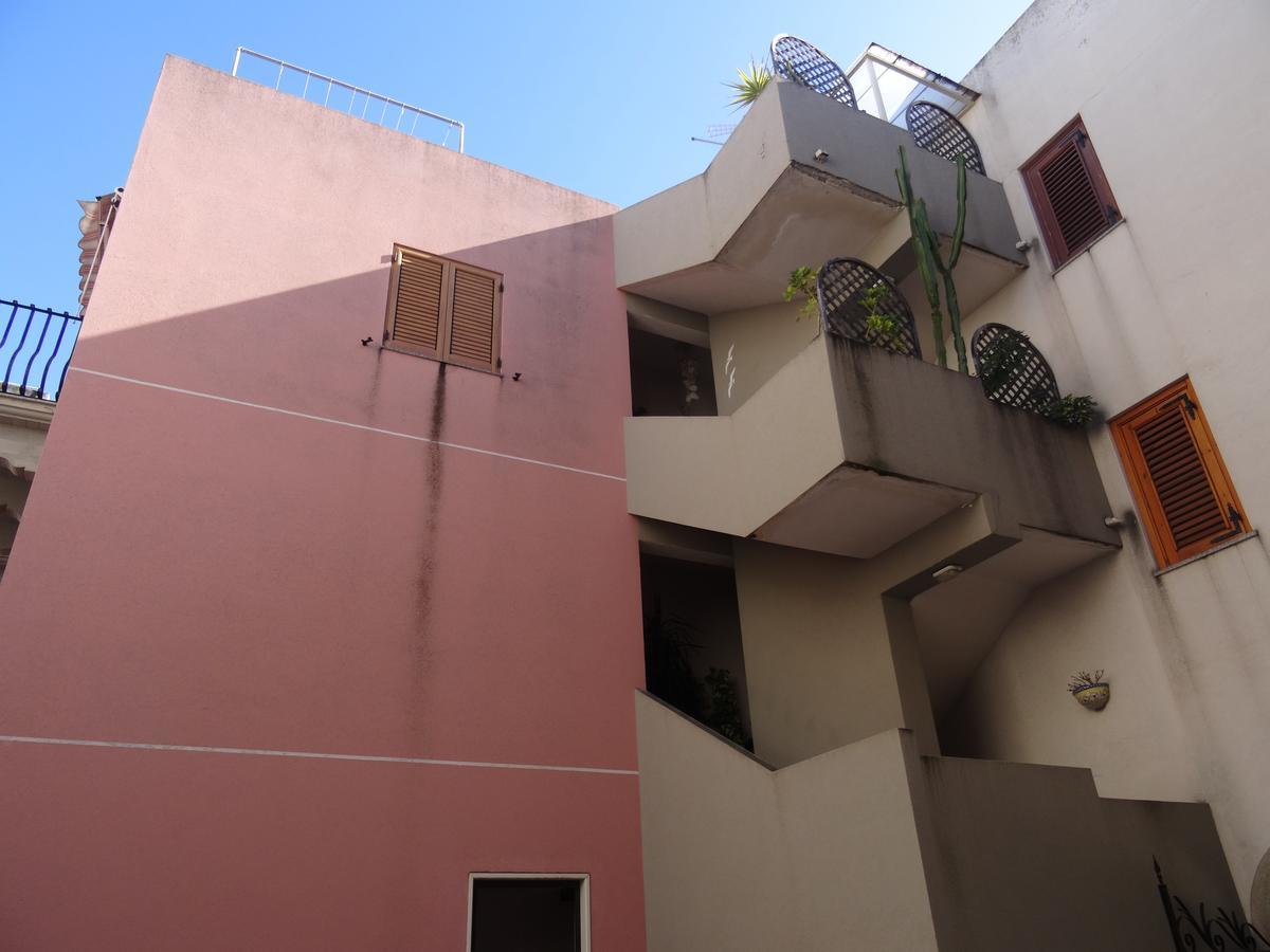 Claudia - Case Vacanze A Canneto Spiaggia מראה חיצוני תמונה