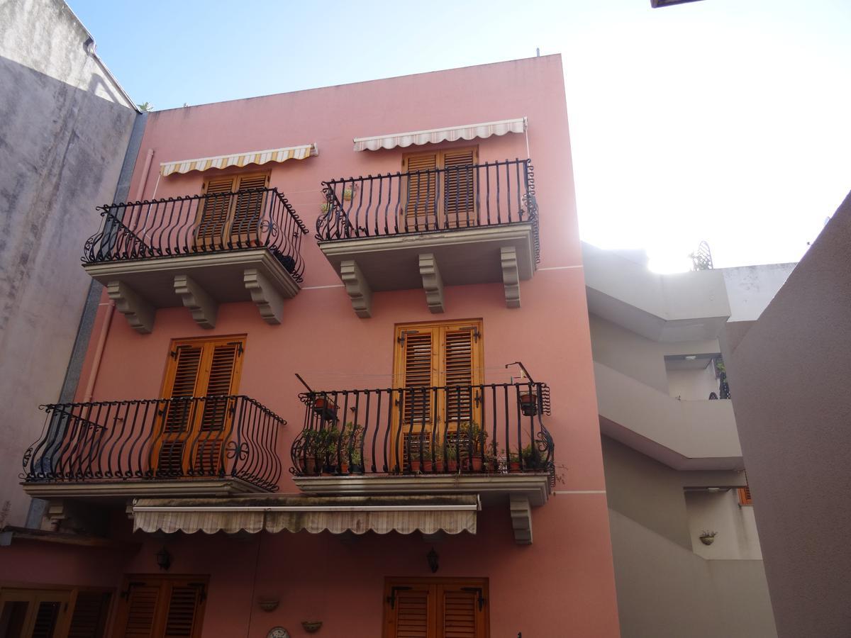 Claudia - Case Vacanze A Canneto Spiaggia מראה חיצוני תמונה